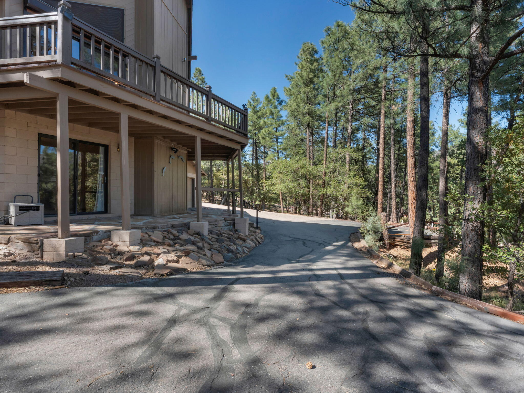 Pine, Arizona, 85544, United States, 3 Bedrooms Bedrooms, ,2 BathroomsBathrooms,Residential,For Sale,1828056