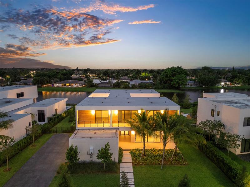 Weston, Florida, 33326, United States, 5 Bedrooms Bedrooms, ,10 BathroomsBathrooms,Residential,For Sale,1925286