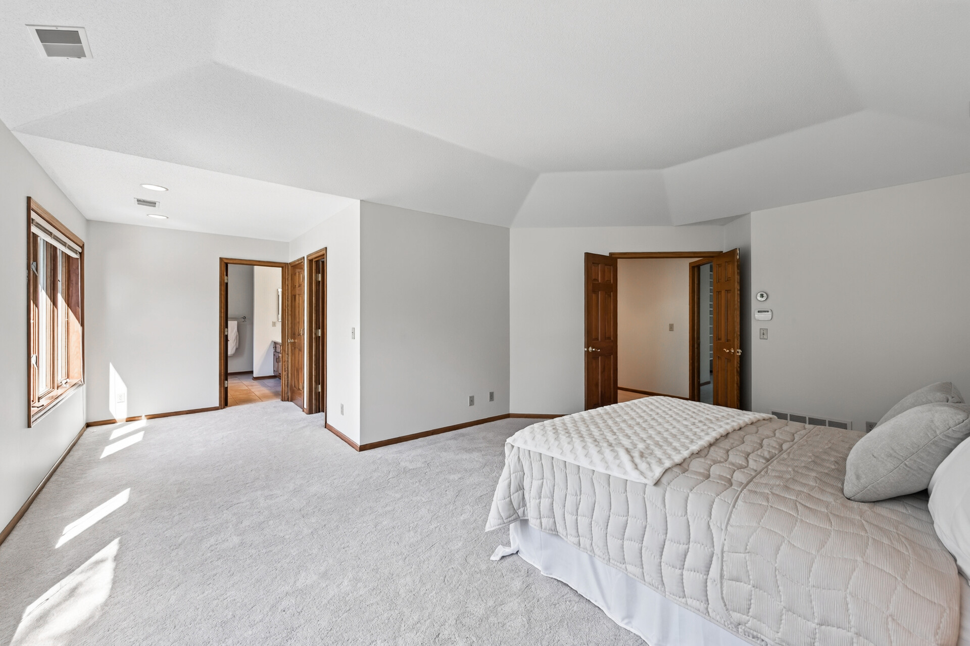  Luxury Lakeside Retreat in the Heart of Woodbury - 物件實景
