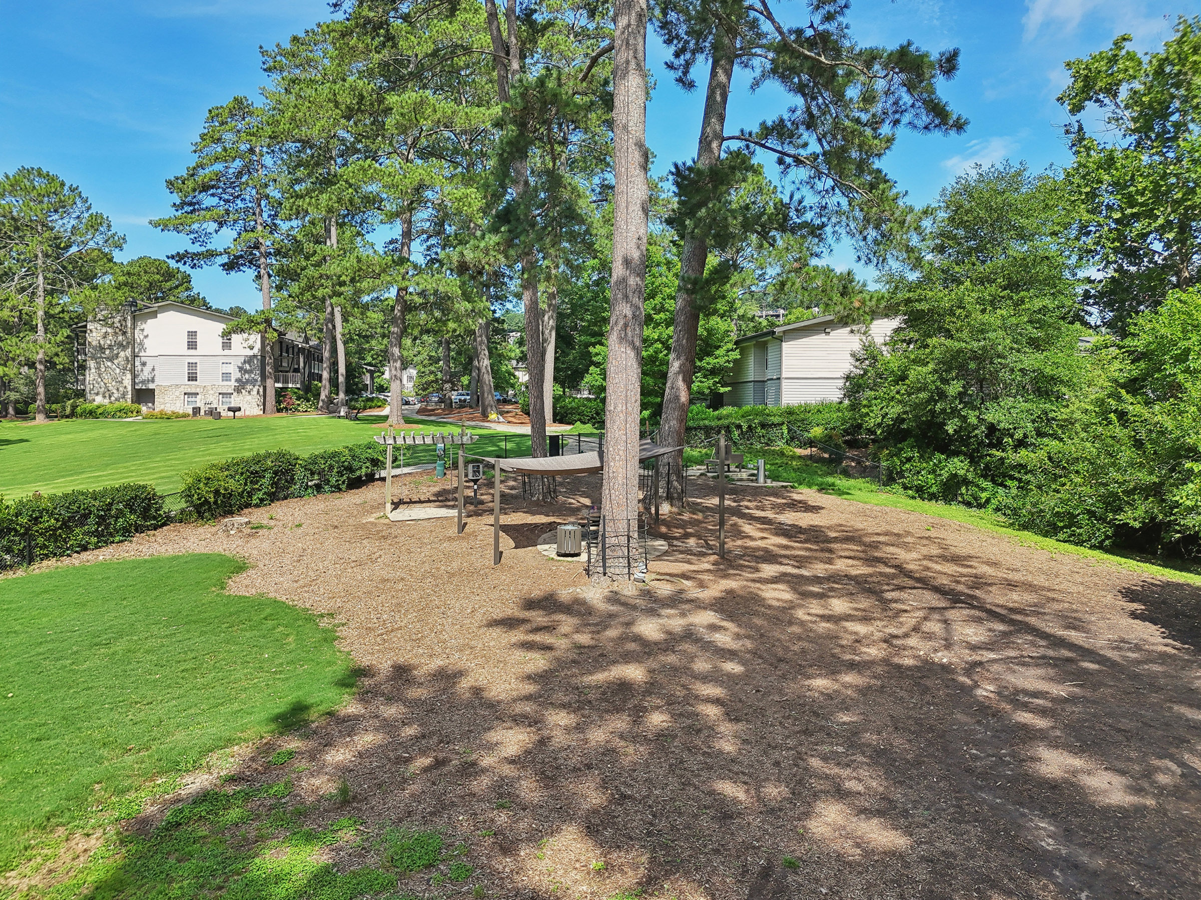  Rare Waterfront Living on the Chattahoochee River - 物件實景