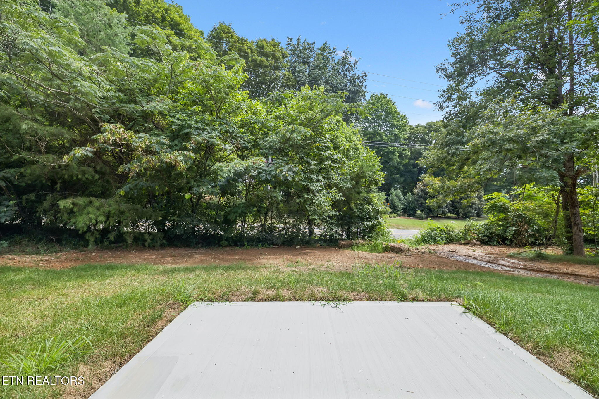 Maryville, Tennessee, 37803, United States, 4 Bedrooms Bedrooms, ,4 BathroomsBathrooms,Residential,For Sale,1874124