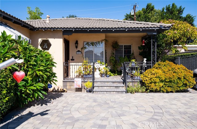 Whittier, California, 90606, United States, 3 Bedrooms Bedrooms, ,2 BathroomsBathrooms,Residential,For Sale,1990390