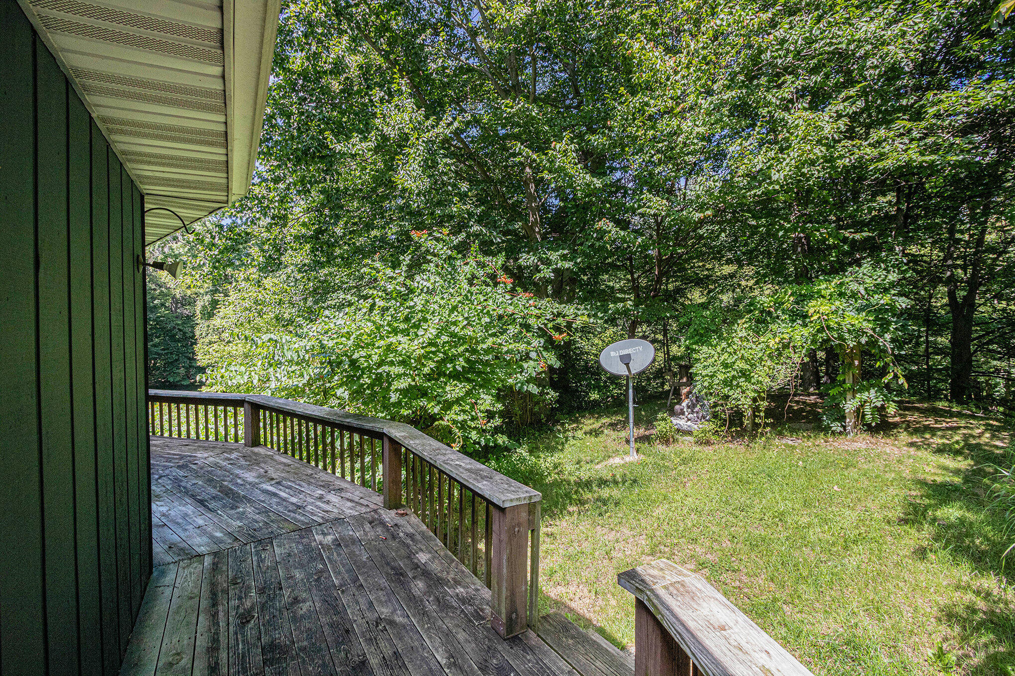 Bangor, Michigan, 49013, United States, 3 Bedrooms Bedrooms, ,2 BathroomsBathrooms,Residential,For Sale,1930428
