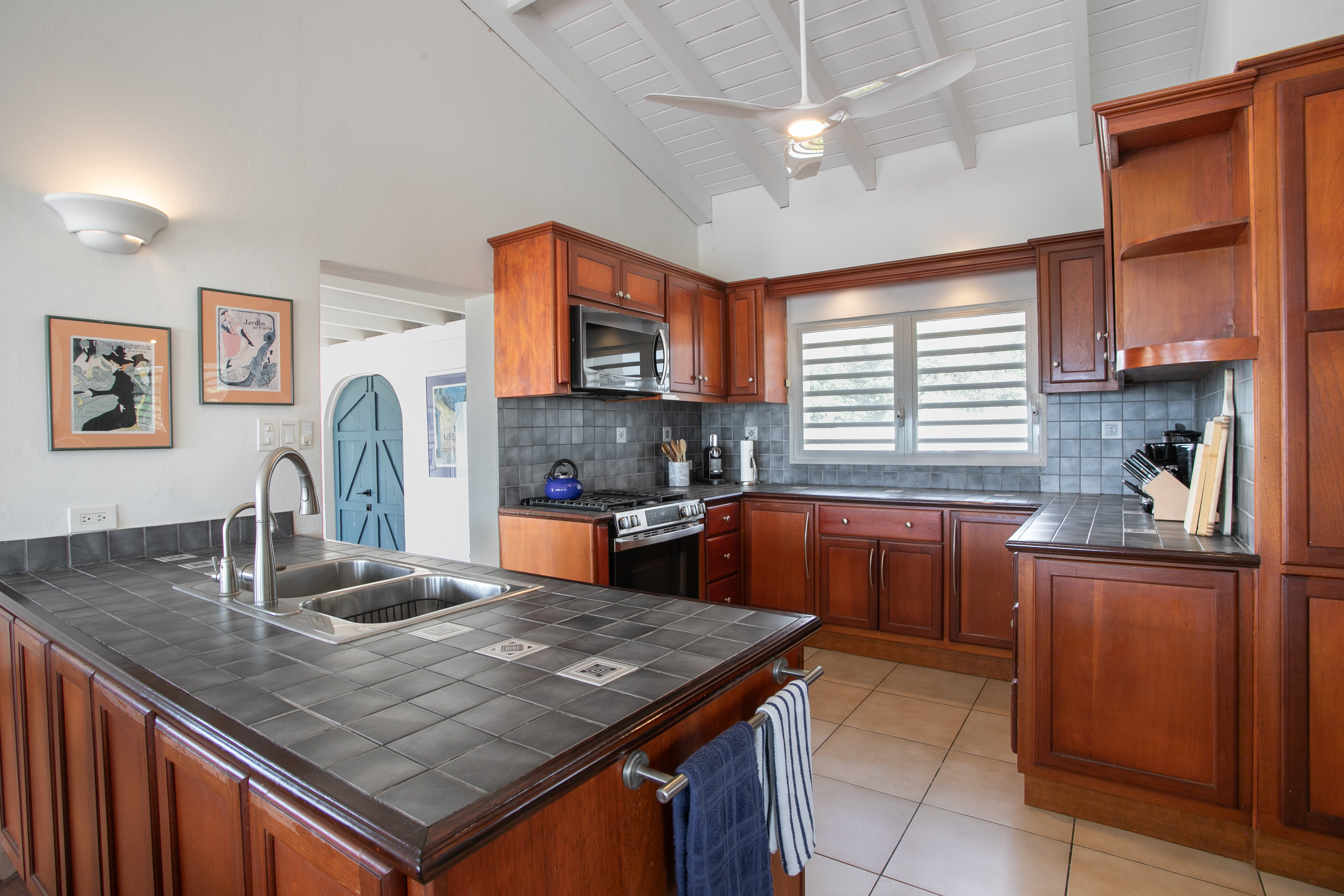  3 Bedroom Ocean View Villa Near Baie Rouge Beach - 物件實景