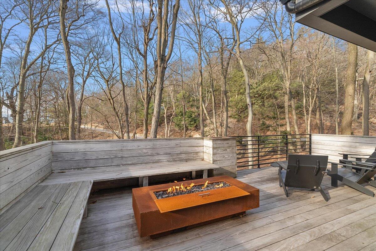 Saugatuck, Michigan, 49453, United States, 4 Bedrooms Bedrooms, ,4 BathroomsBathrooms,Residential,For Sale,1826741