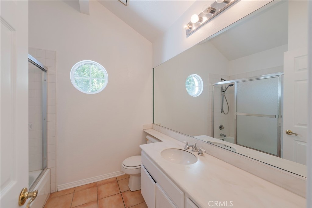 Huntington Beach, California, 92648, United States, 4 Bedrooms Bedrooms, ,3 BathroomsBathrooms,Residential,For Sale,1989716