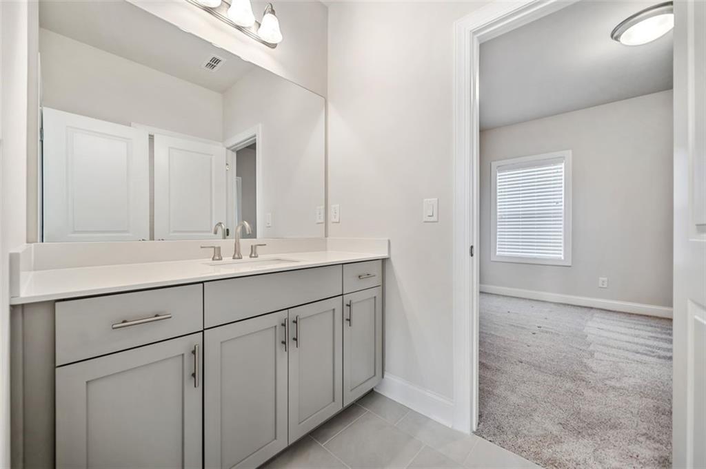 Canton, Georgia, 30115, United States, 4 Bedrooms Bedrooms, ,4 BathroomsBathrooms,Residential,For Sale,1866443