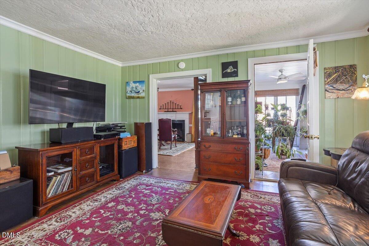 Farmville, North Carolina, 27828, United States, 4 Bedrooms Bedrooms, ,4 BathroomsBathrooms,Residential,For Sale,1988570