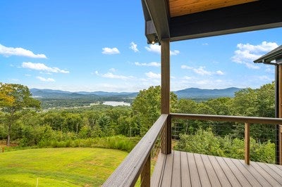 Blairsville, Georgia, 30512, United States, 4 Bedrooms Bedrooms, ,6 BathroomsBathrooms,Residential,For Sale,1940462