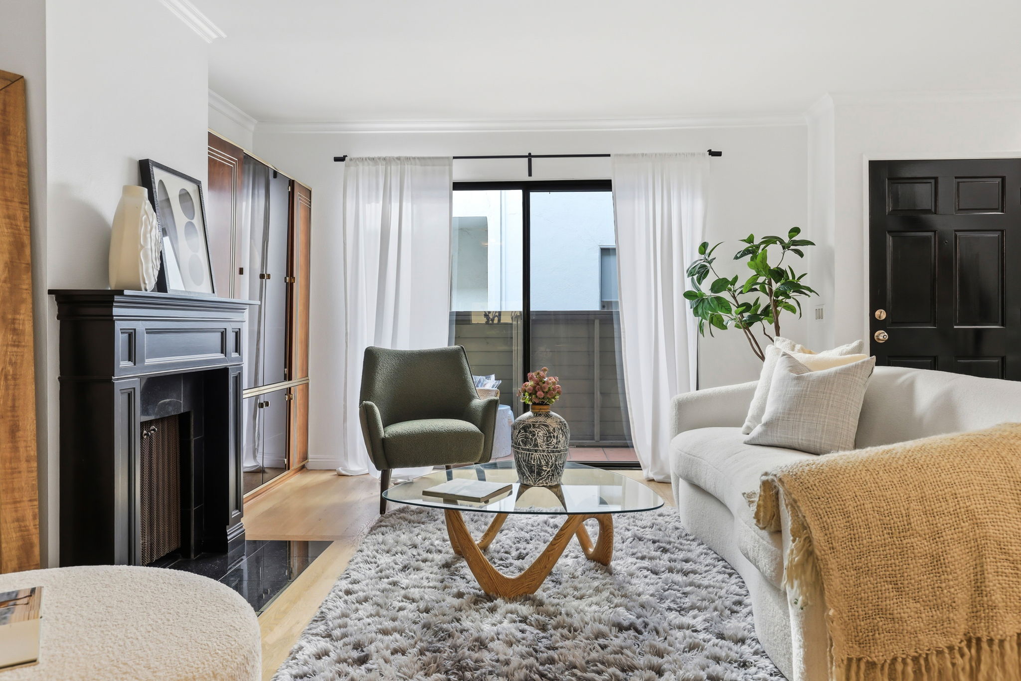  11952 Darlington Avenue, 3 - 物件實景