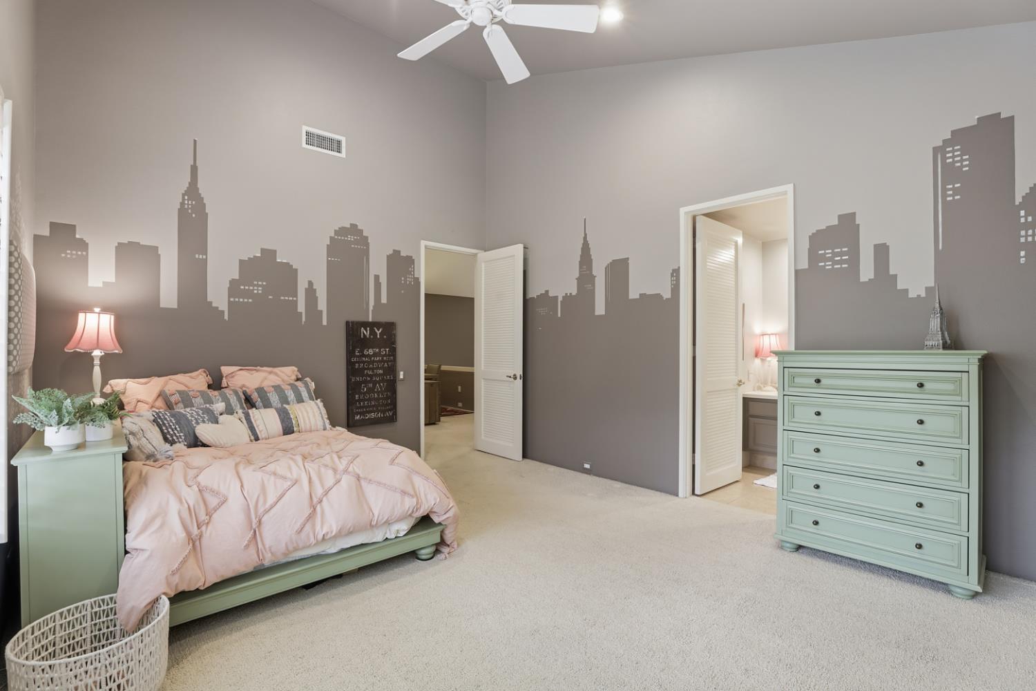 Gold River, California, 95670, United States, 4 Bedrooms Bedrooms, ,5 BathroomsBathrooms,Residential,For Sale,1987751