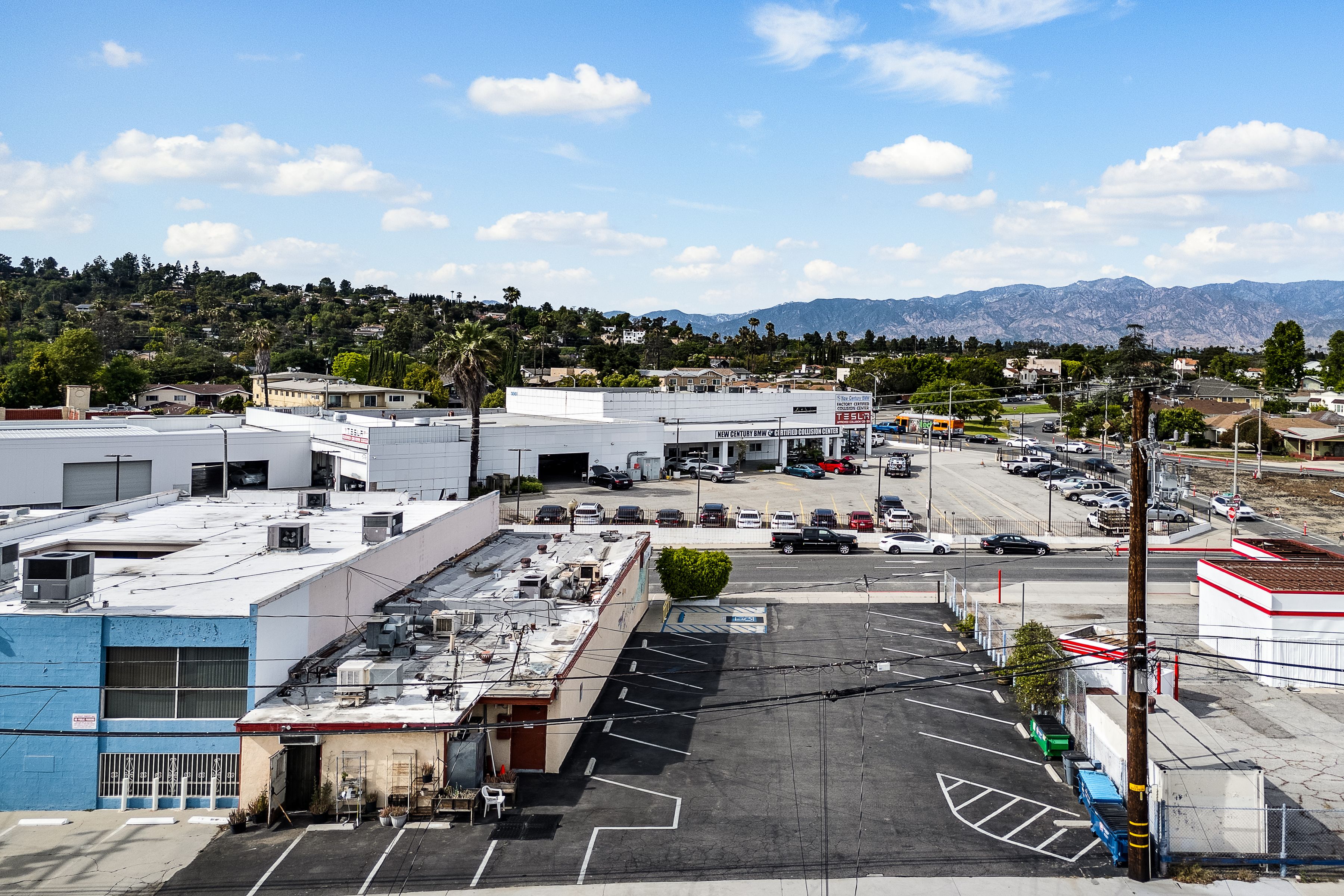 3020 West Main Street - 物件實景