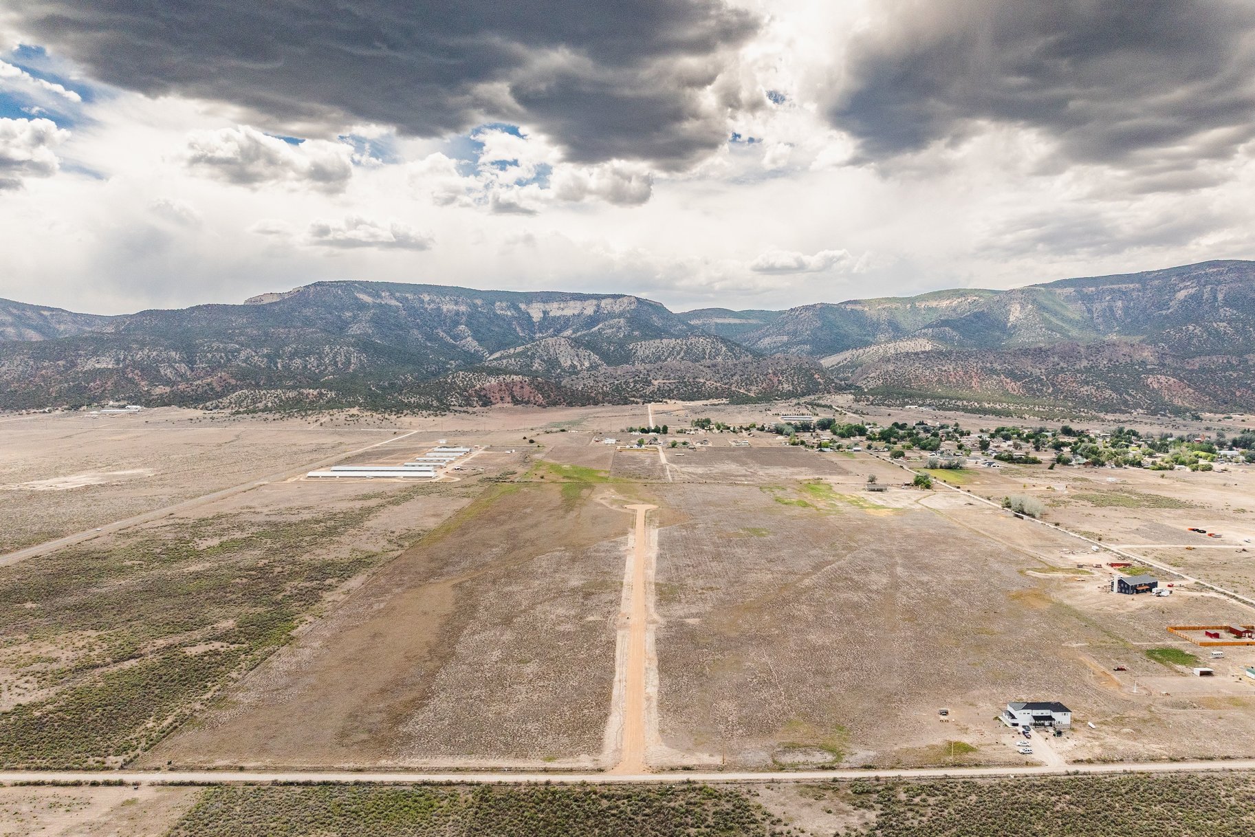  8.5-Acre Lots, No HOA, Stunning Horseshoe Mountain Views - 物件實景