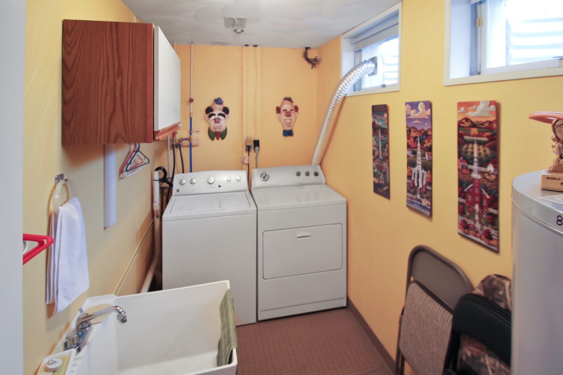 Peabody, Massachusetts, 01960, United States, 3 Bedrooms Bedrooms, ,3 BathroomsBathrooms,Residential,For Sale,1908013