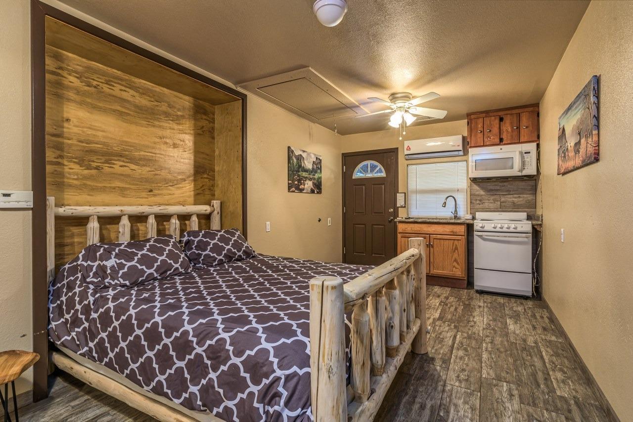 Oakhurst, California, 93644, United States, 3 Bedrooms Bedrooms, ,3 BathroomsBathrooms,Residential,For Sale,1982627