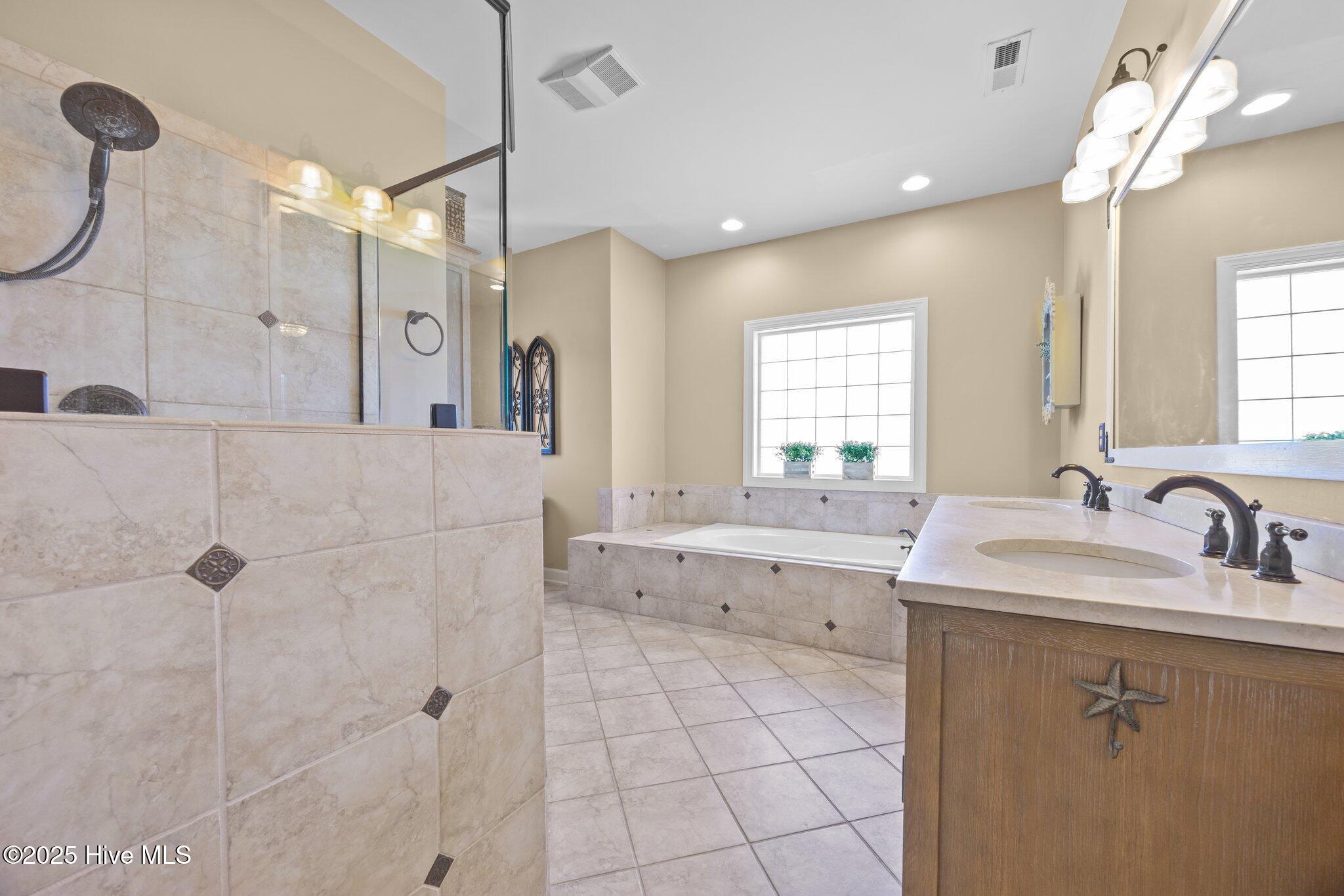 Sneads Ferry, North Carolina, 28460, United States, 4 Bedrooms Bedrooms, ,4 BathroomsBathrooms,Residential,For Sale,1883295
