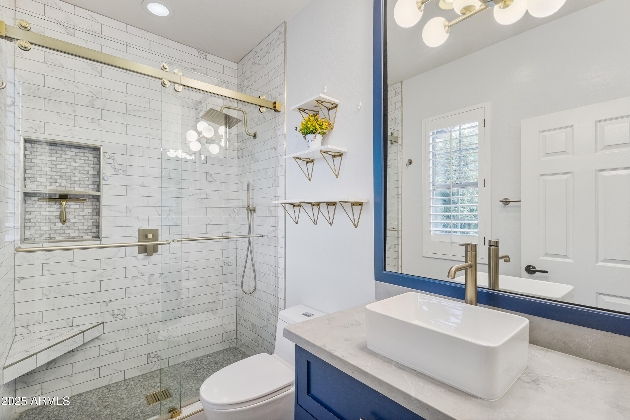 Phoenix, Arizona, 85050, United States, 5 Bedrooms Bedrooms, ,Residential,For Sale,1949706