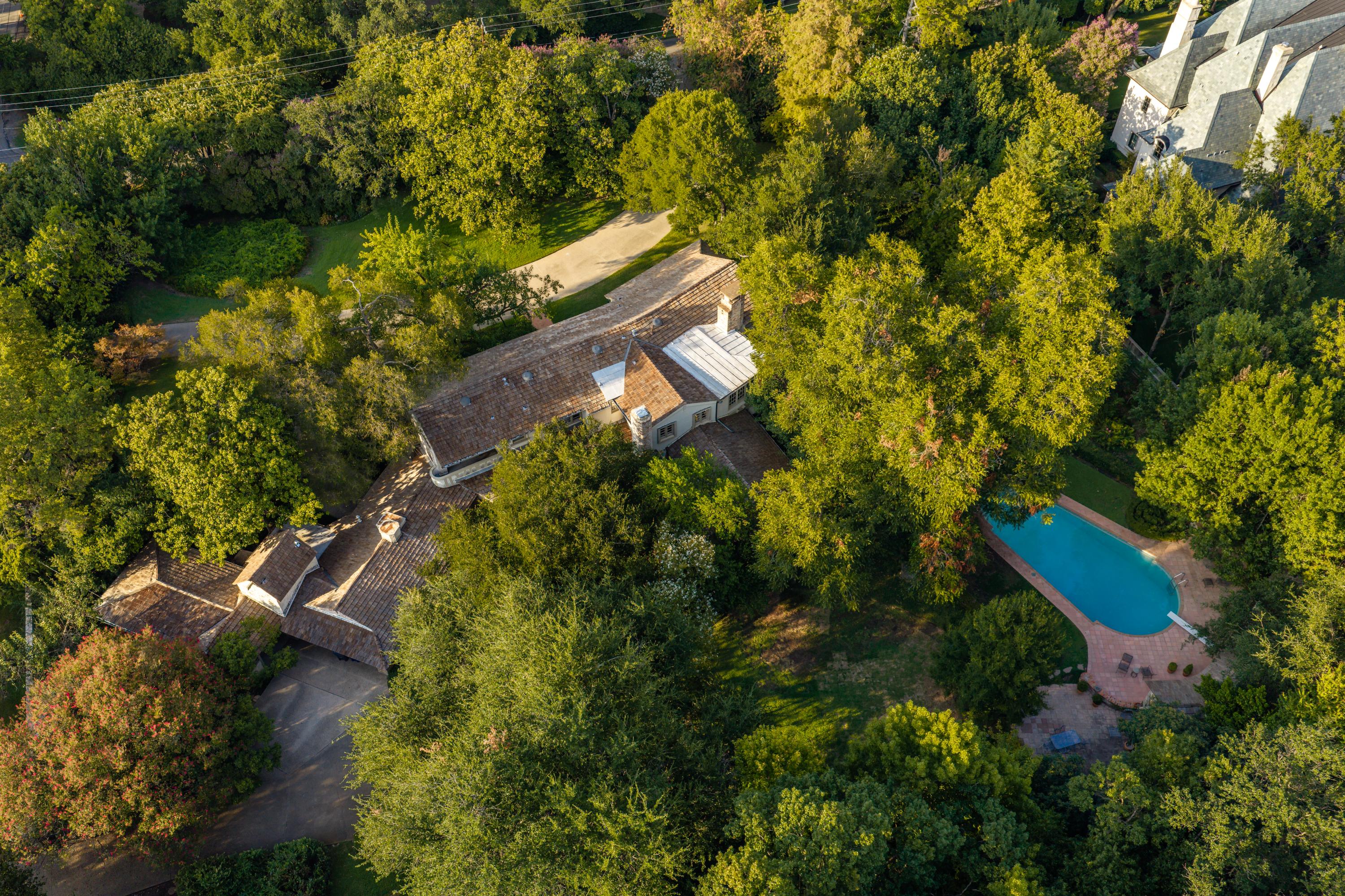  Singular Historic Preston Hollow Estate - 物件實景