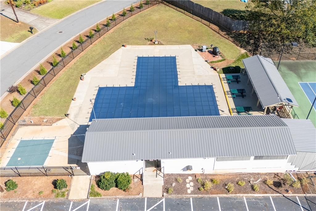 Marietta, Georgia, 30066, United States, 4 Bedrooms Bedrooms, ,3 BathroomsBathrooms,Residential,For Sale,1986334