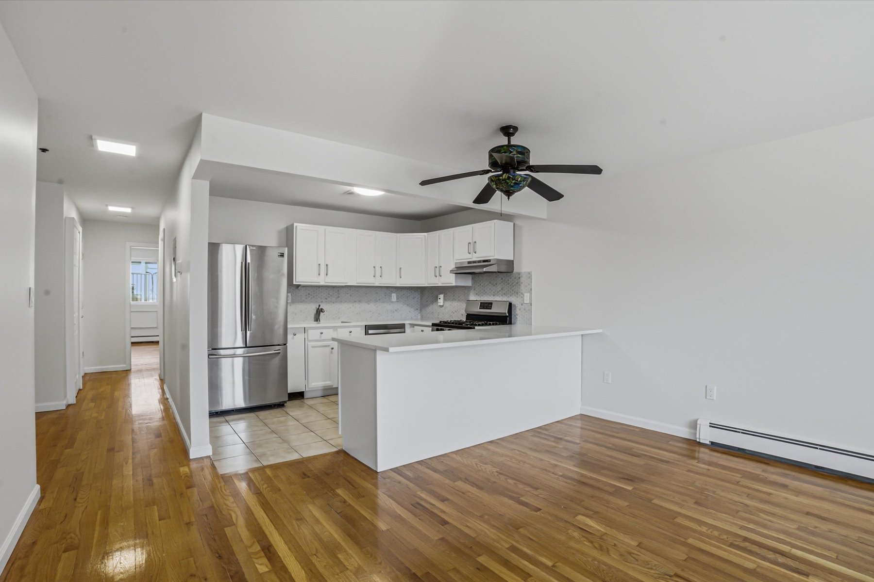  2011 Colonial Avenue, Bronx, NY, 10461 - 物件實景