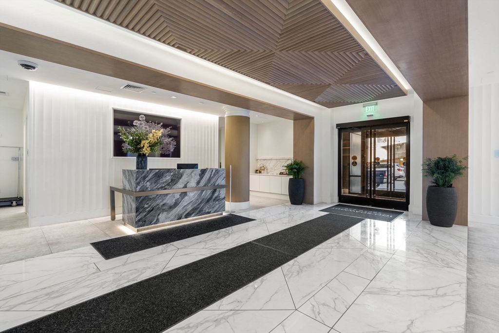 Boston, Massachusetts, 02118, United States, 1 Bedroom Bedrooms, ,1 BathroomBathrooms,Residential,For Sale,1896356