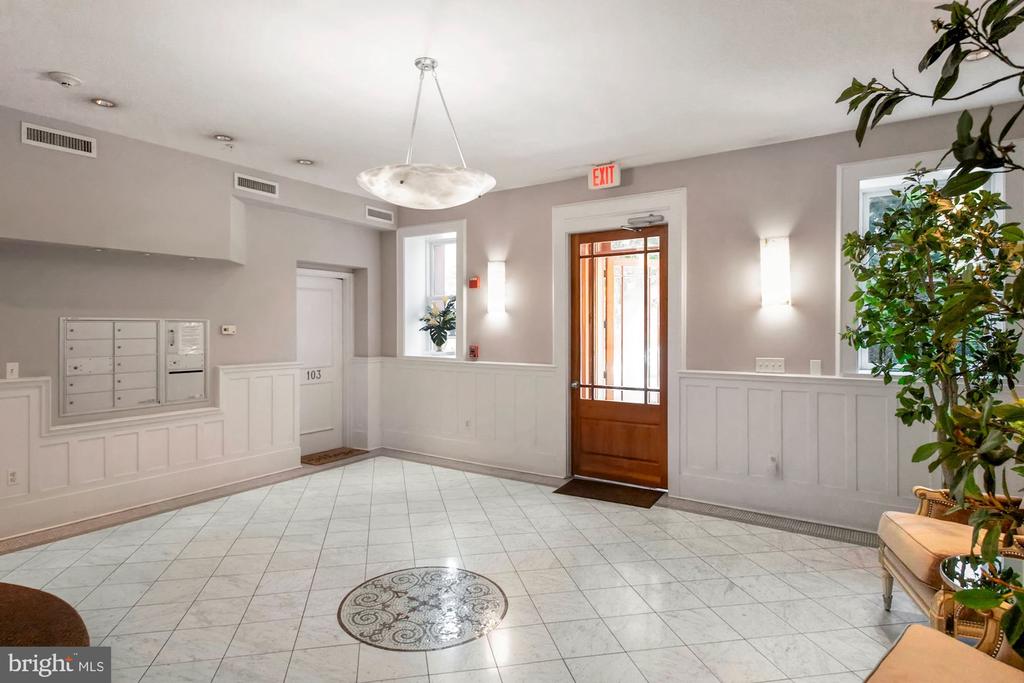 Washington, District of Columbia, 20009, United States, 3 Bedrooms Bedrooms, ,3 BathroomsBathrooms,Residential,For Sale,2027889