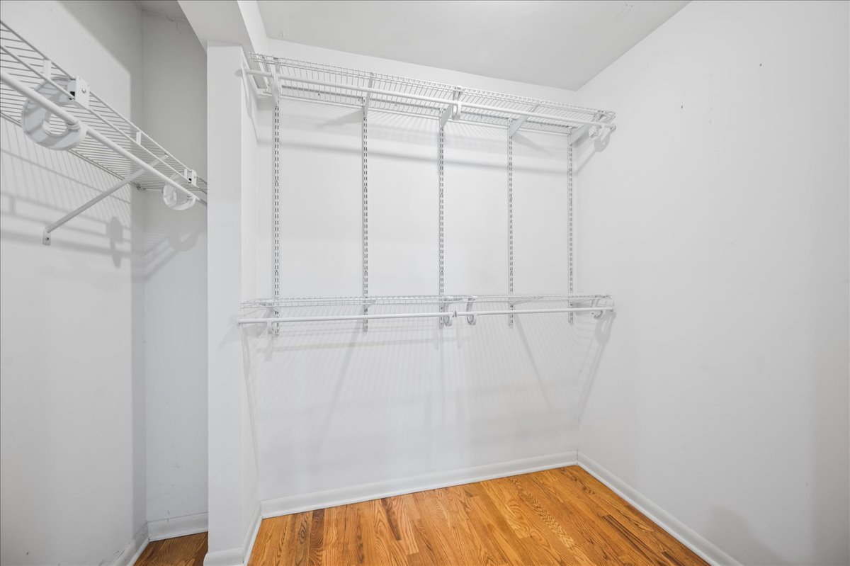 Prospect Heights, Illinois, 60070, United States, 4 Bedrooms Bedrooms, ,2 BathroomsBathrooms,Residential,For Sale,1968626