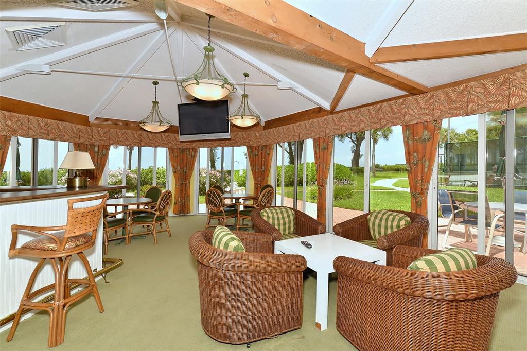 Longboat Key, Florida, 34228, United States, 2 Bedrooms Bedrooms, ,2 BathroomsBathrooms,Residential,For Sale,1989062