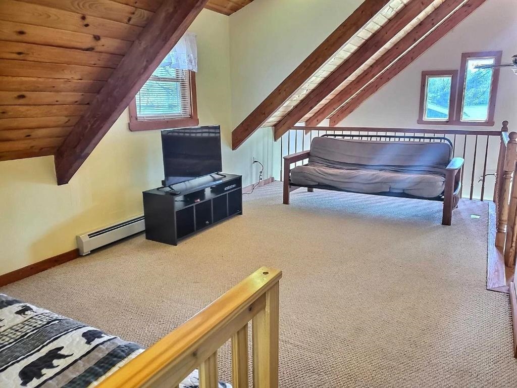Croydon, New Hampshire, 03773, United States, 4 Bedrooms Bedrooms, ,2 BathroomsBathrooms,Residential,For Sale,1804024