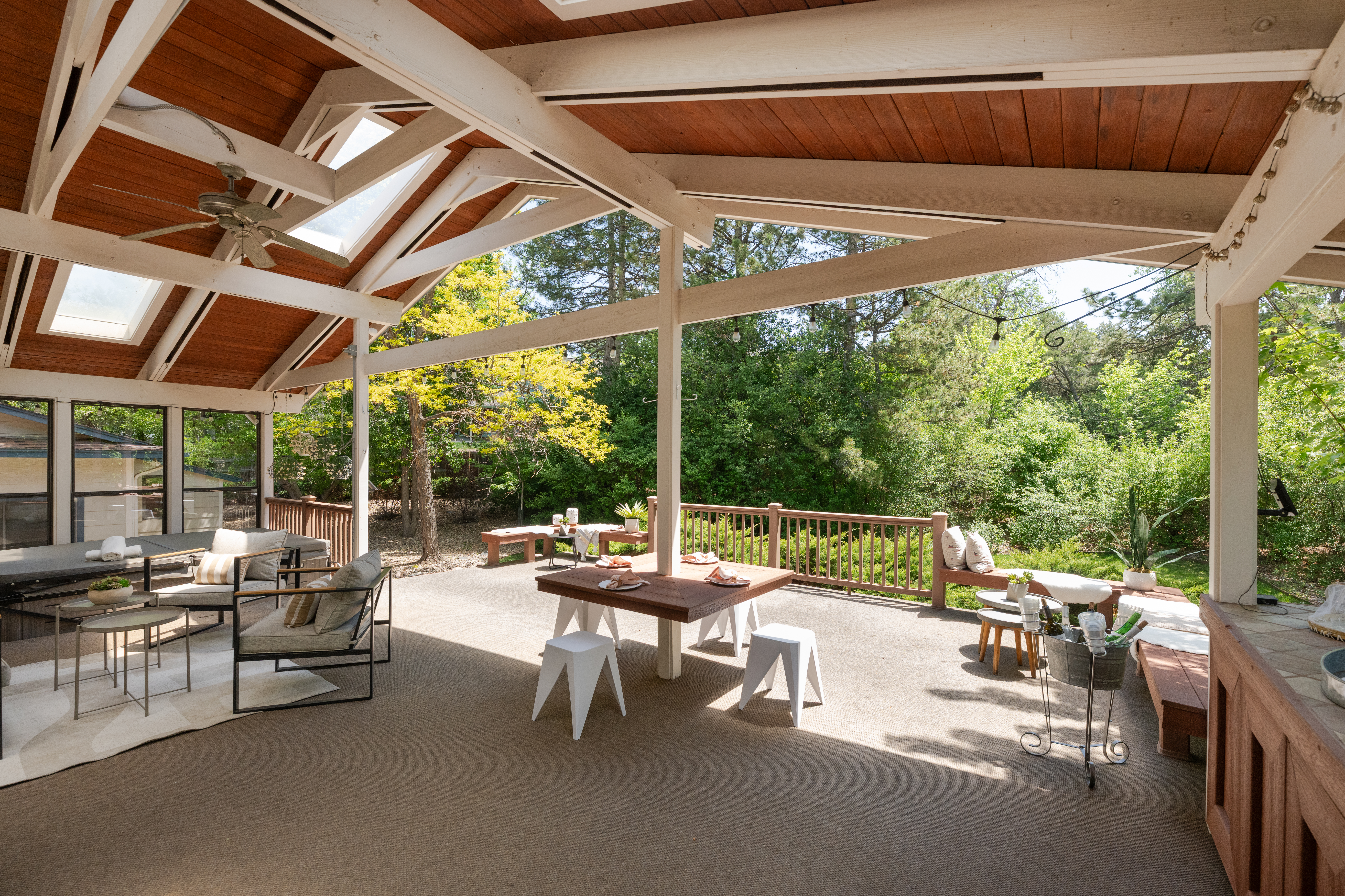  Rare Combination Of Privacy, Space and Tranquility In This Exceptional Property - 物件實景