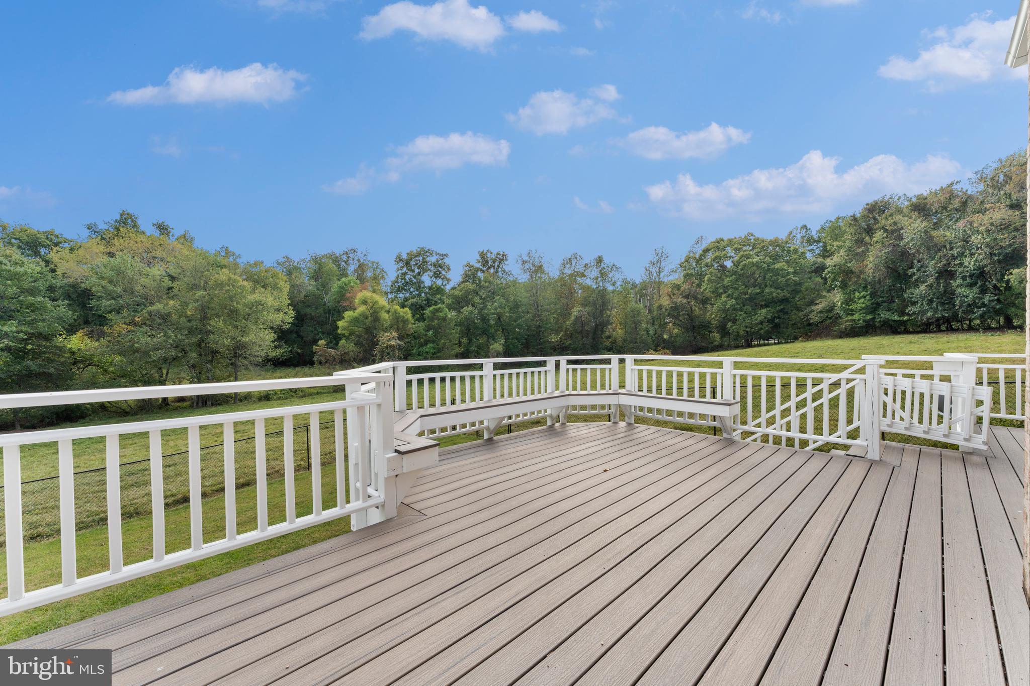 Reva, Virginia, 22735, United States, 4 Bedrooms Bedrooms, ,4 BathroomsBathrooms,Residential,For Sale,1983149