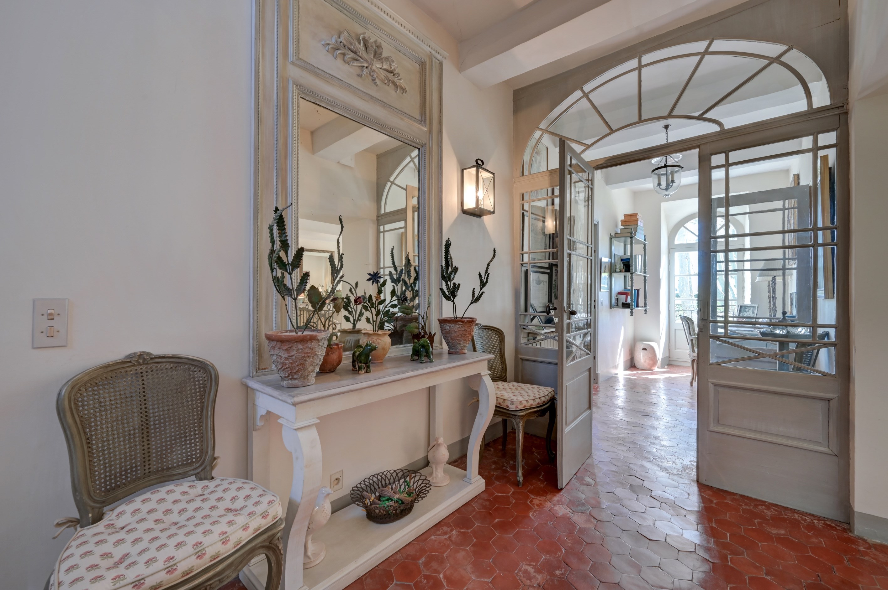  Exceptional family estate in Saint-Rémy-de-Provence - 物件實景