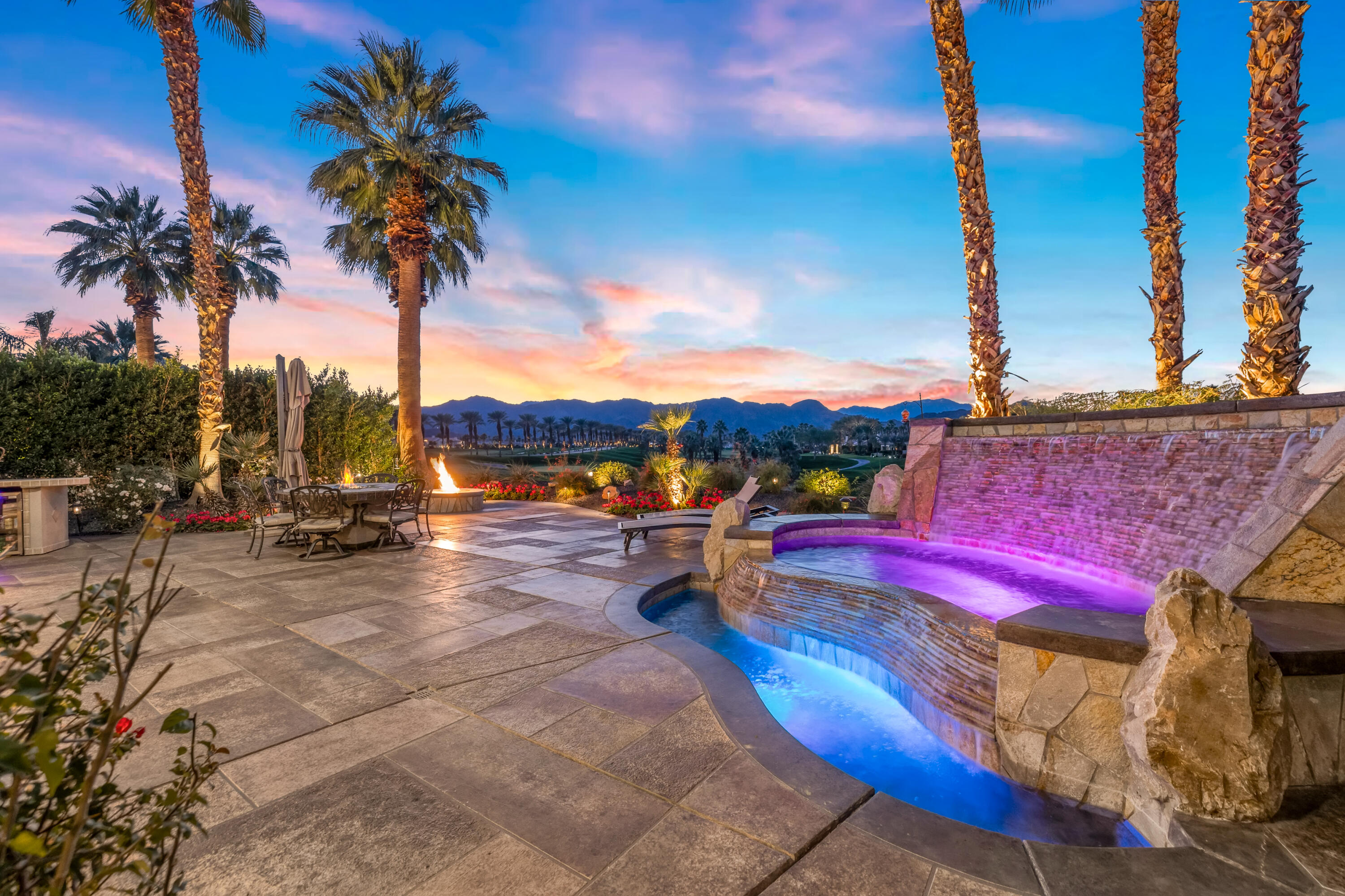 La Quinta, California, 92253, United States, 3 Bedrooms Bedrooms, ,4 BathroomsBathrooms,Residential,For Sale,2002197