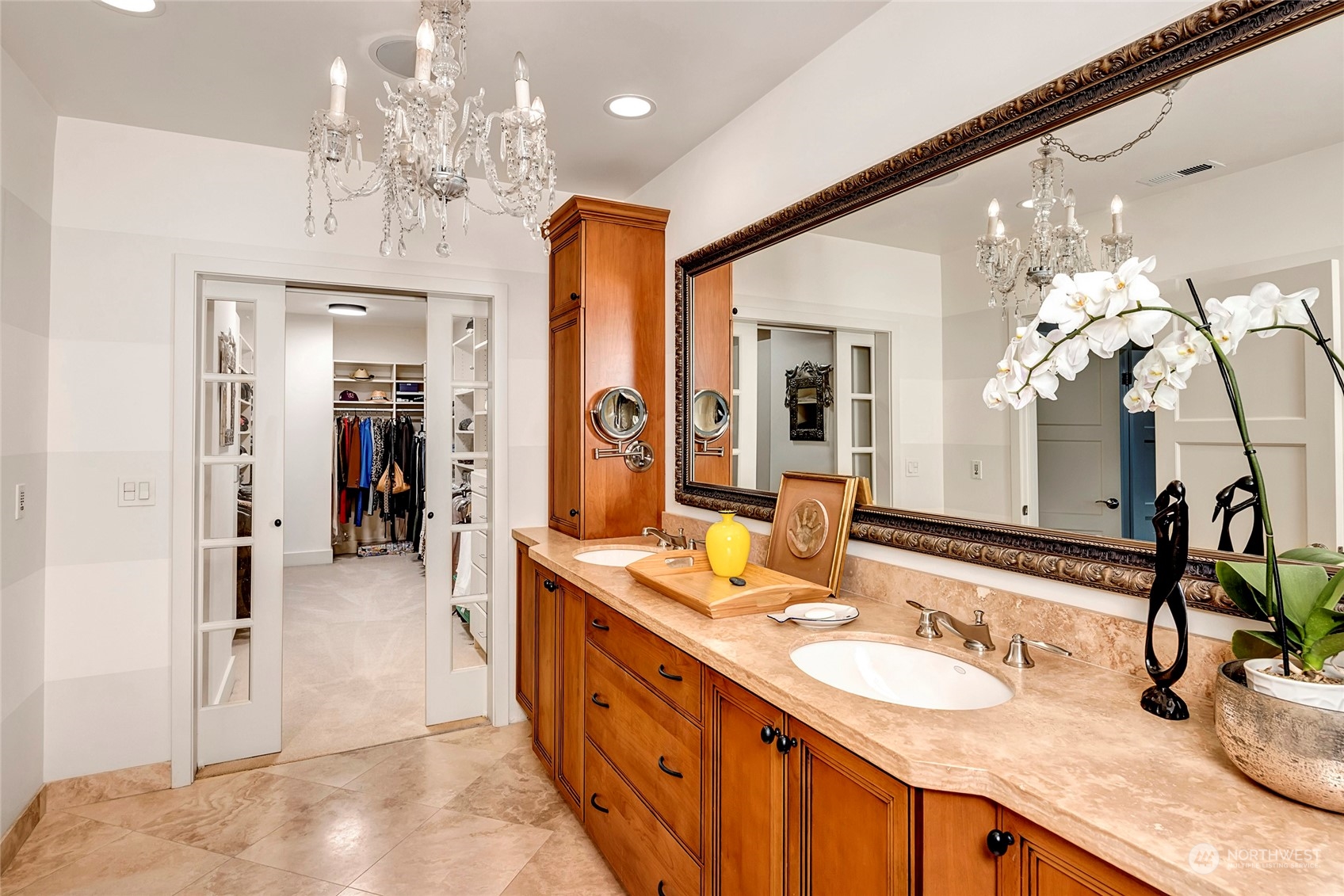 Seattle, Washington, 98112, United States, 5 Bedrooms Bedrooms, ,1 BathroomBathrooms,Residential,For Sale,1876095