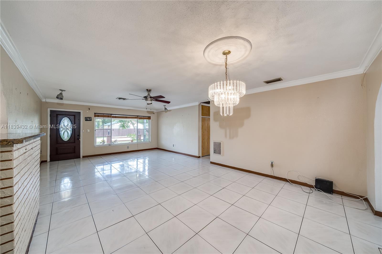 Hollywood, Florida, 33024, United States, 3 Bedrooms Bedrooms, ,2 BathroomsBathrooms,Residential,For Sale,1892932