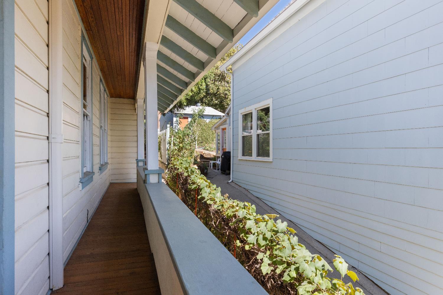 Grass Valley, California, 95945, United States, 2 Bedrooms Bedrooms, ,2 BathroomsBathrooms,Residential,For Sale,1928164