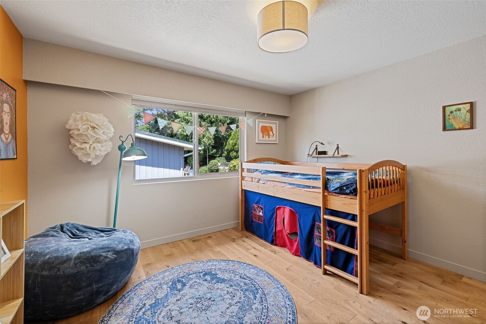 Seattle, Washington, 98117, United States, 4 Bedrooms Bedrooms, ,2 BathroomsBathrooms,Residential,For Sale,1846513