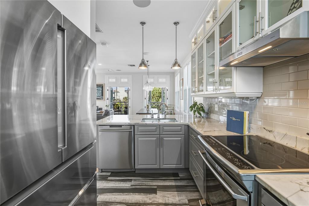 Treasure Island, Florida, 33706, United States, 3 Bedrooms Bedrooms, ,4 BathroomsBathrooms,Residential,For Sale,2003283