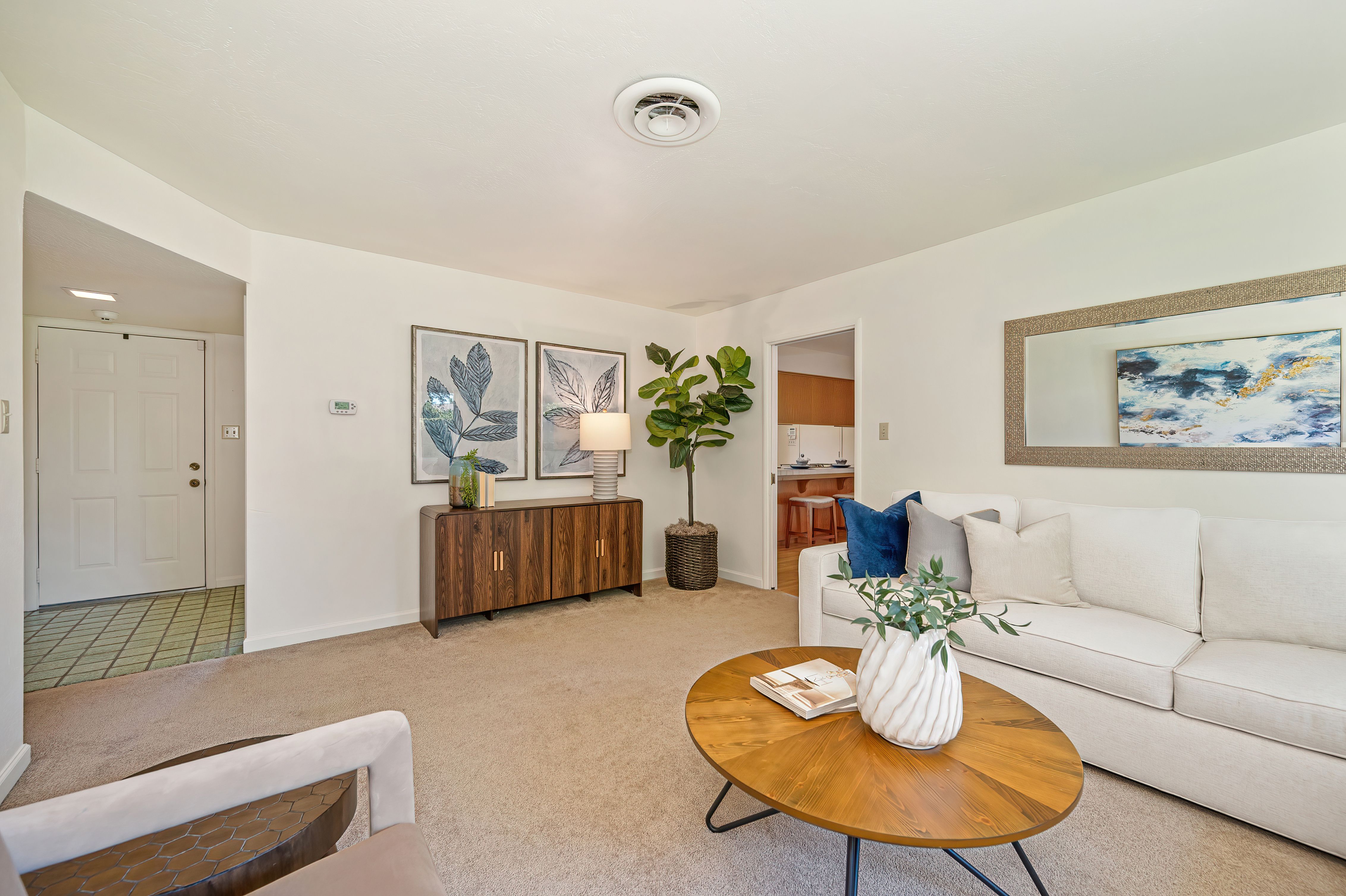  4608 Sagar Avenue, Sacramento, CA 95821 - 物件實景