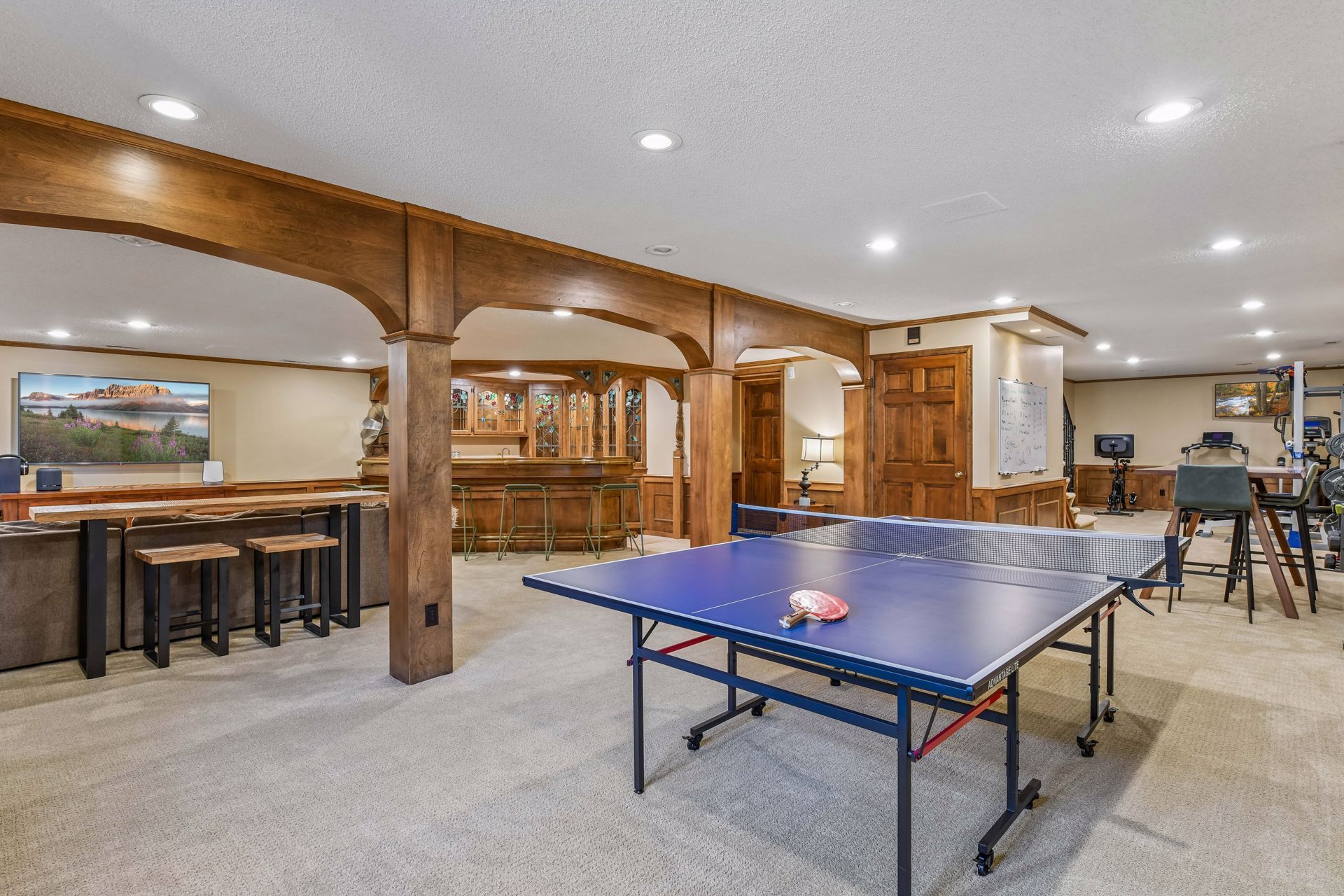  Elegant Home in Parkwood Knolls - 物件實景