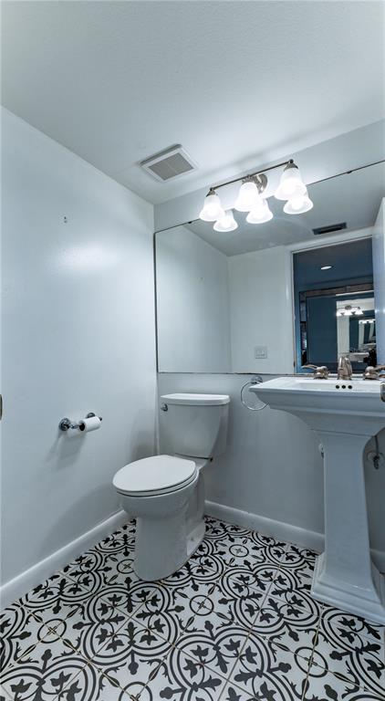 Sarasota, Florida, 34231, United States, 3 Bedrooms Bedrooms, ,3 BathroomsBathrooms,Residential,For Sale,1926477