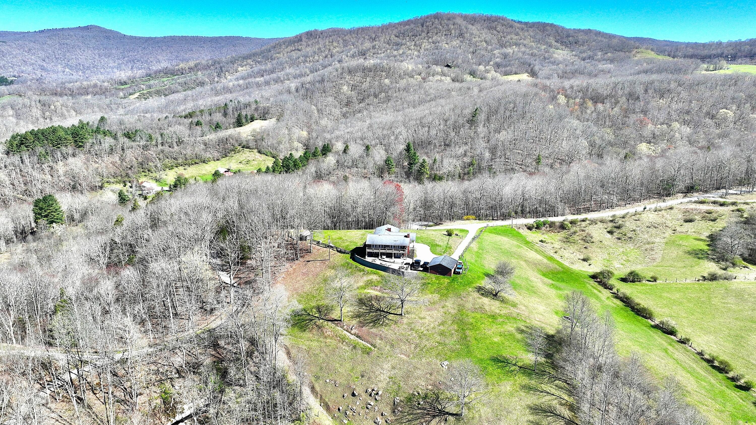 Hillsboro, West Virginia, 24946, United States, 4 Bedrooms Bedrooms, ,3 BathroomsBathrooms,Residential,For Sale,1786403