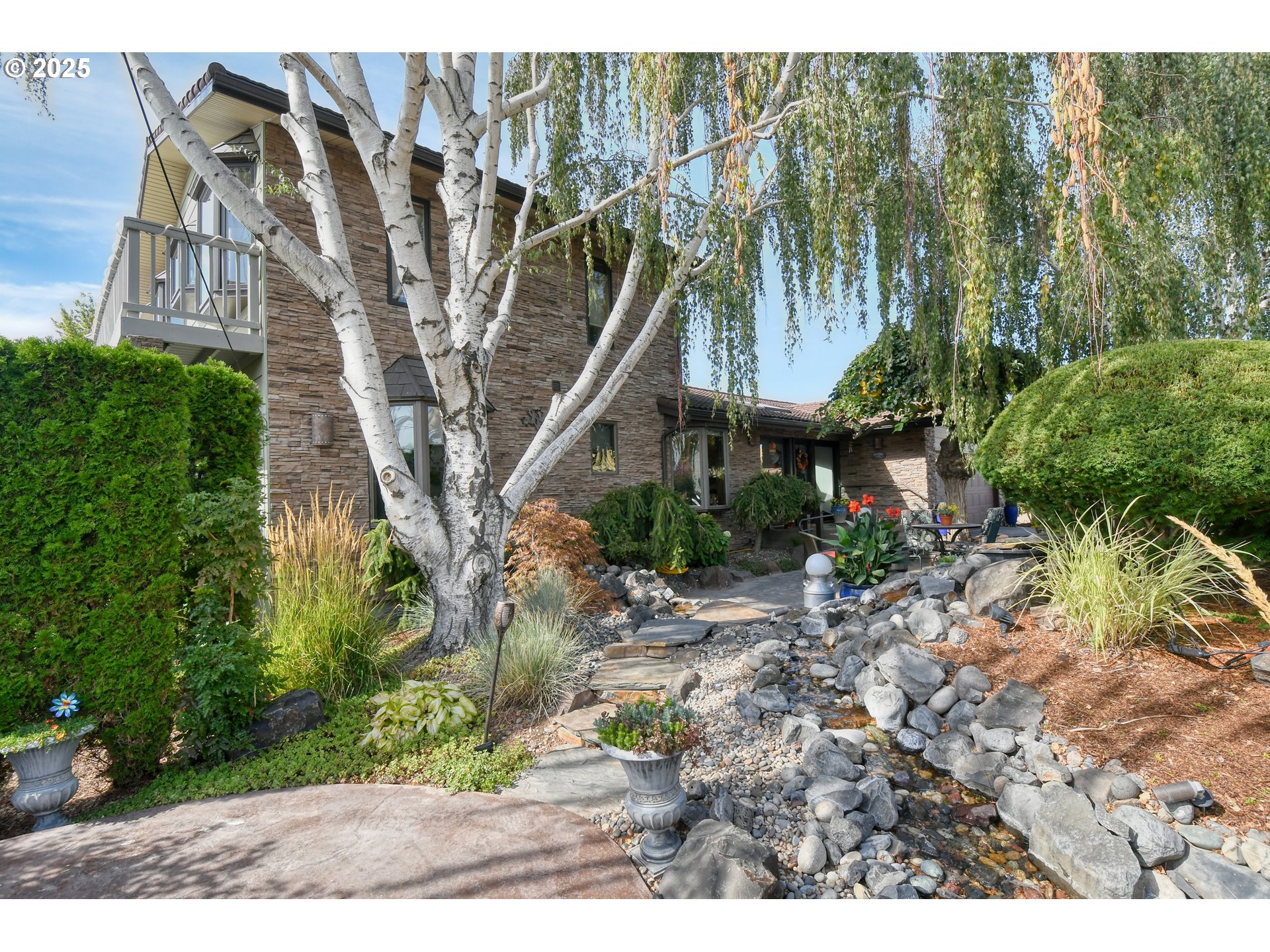 Pendleton, Oregon, 97801, United States, 5 Bedrooms Bedrooms, ,5 BathroomsBathrooms,Residential,For Sale,1691244