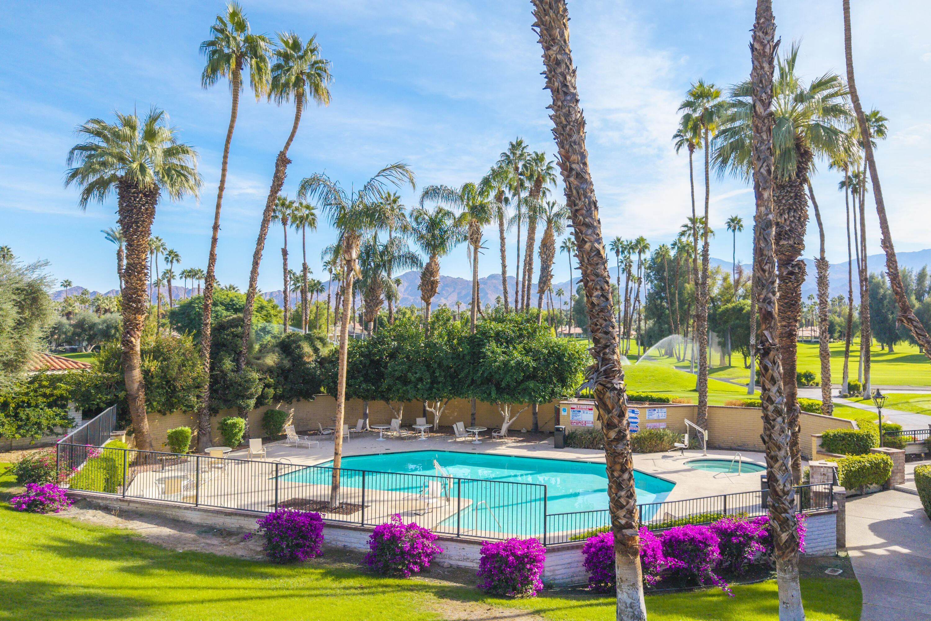 Palm Desert, California, 92260, United States, 2 Bedrooms Bedrooms, ,2 BathroomsBathrooms,Residential,For Sale,1987933