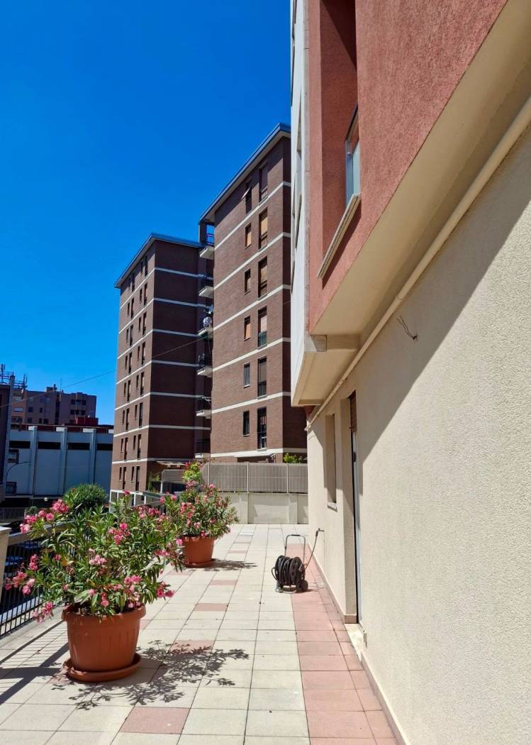 Cologno Monzese, Milano, 20093, IT, 4 Bedrooms Bedrooms, ,3 BathroomsBathrooms,Residential,For Sale,1877106
