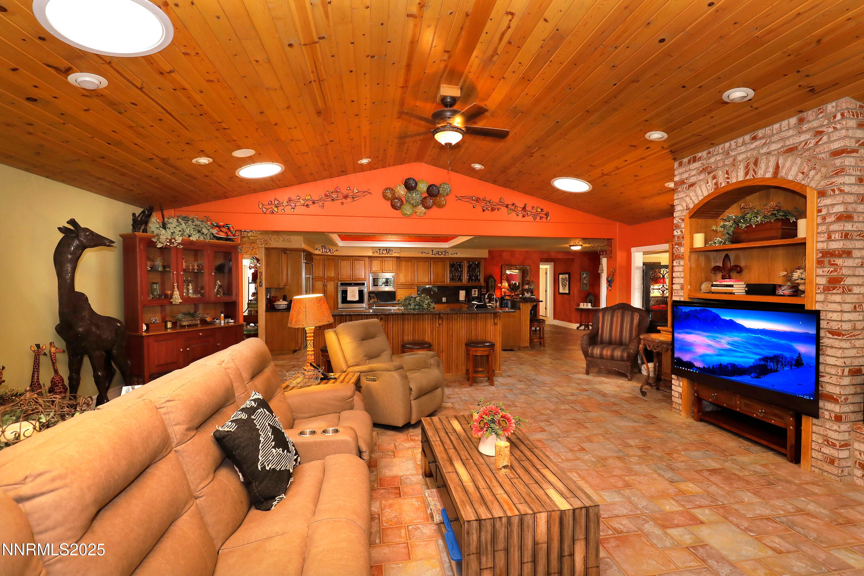 Gardnerville, Nevada, 89460, United States, 7 Bedrooms Bedrooms, ,7 BathroomsBathrooms,Residential,For Sale,1883344