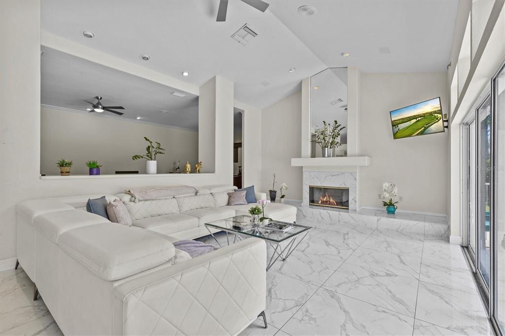 Tarpon Springs, Florida, 34689, United States, 5 Bedrooms Bedrooms, ,4 BathroomsBathrooms,Residential,For Sale,1901720