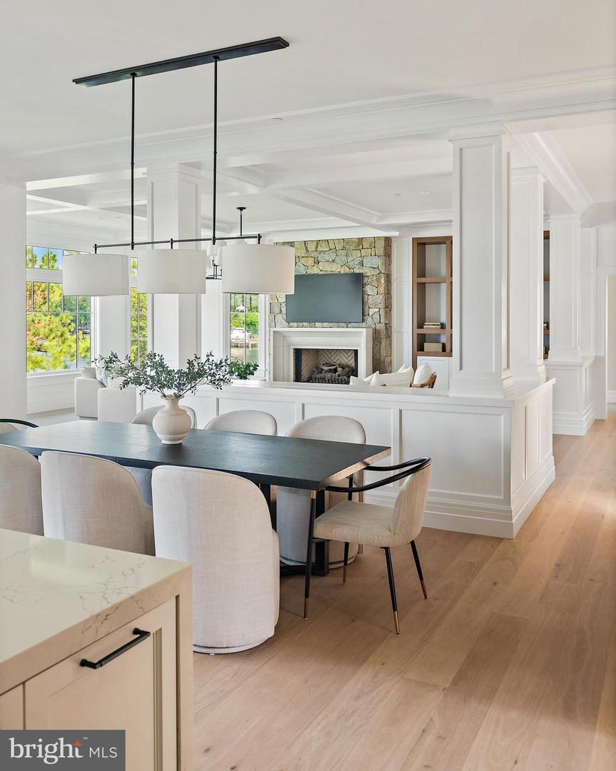 Annapolis, Maryland, 21403, United States, 4 Bedrooms Bedrooms, ,6 BathroomsBathrooms,Residential,For Sale,1940452