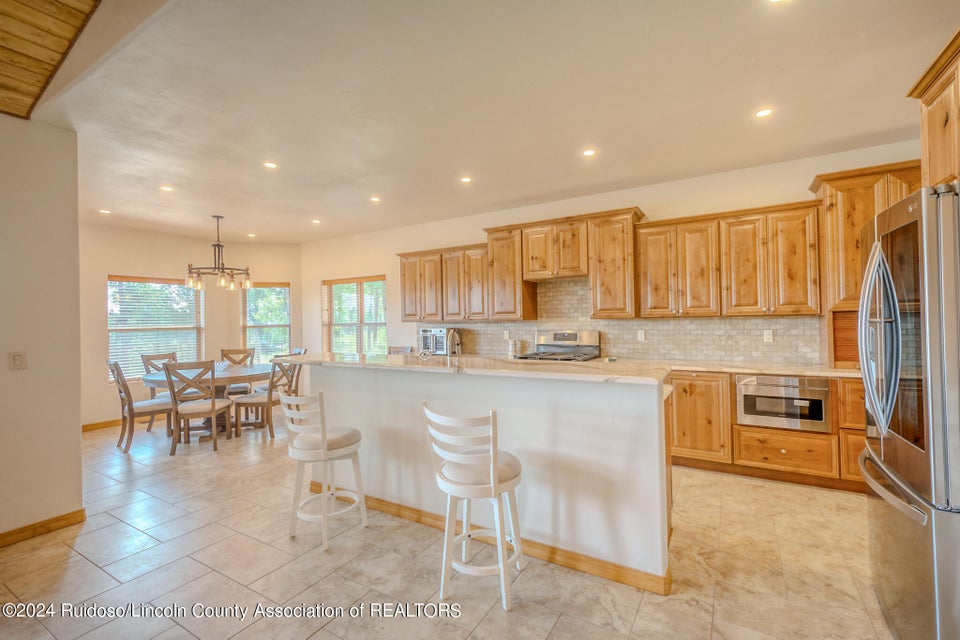 Ruidoso, New Mexico, 88345, United States, 4 Bedrooms Bedrooms, ,4 BathroomsBathrooms,Residential,For Sale,1921687