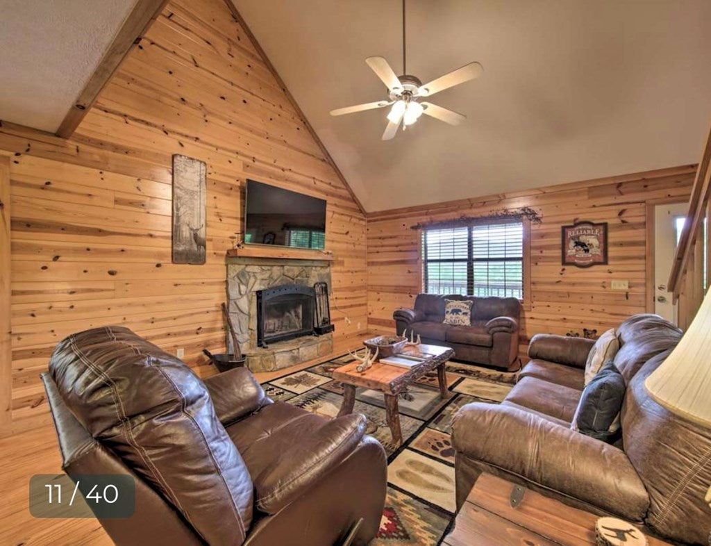 Young Harris, Georgia, 30582, United States, 3 Bedrooms Bedrooms, ,2 BathroomsBathrooms,Residential,For Sale,1863347